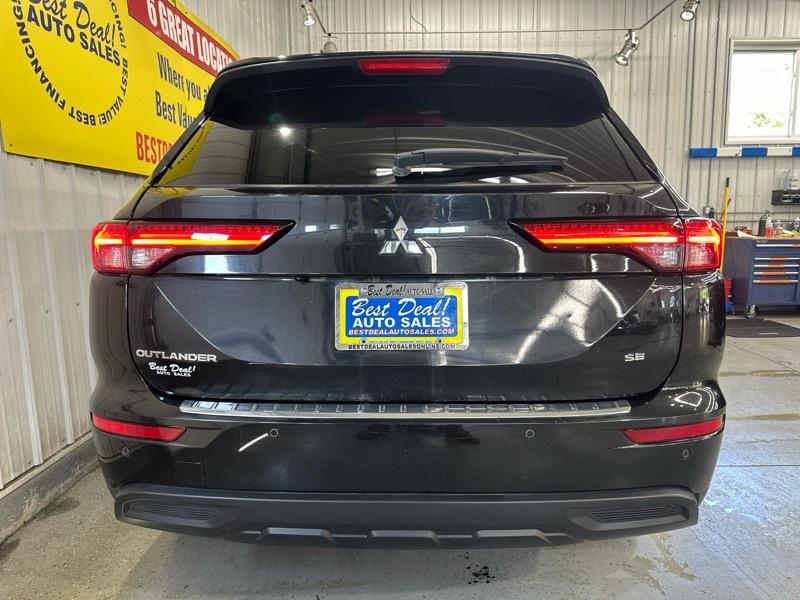 Mitsubishi Outlander SE 2WD 2022