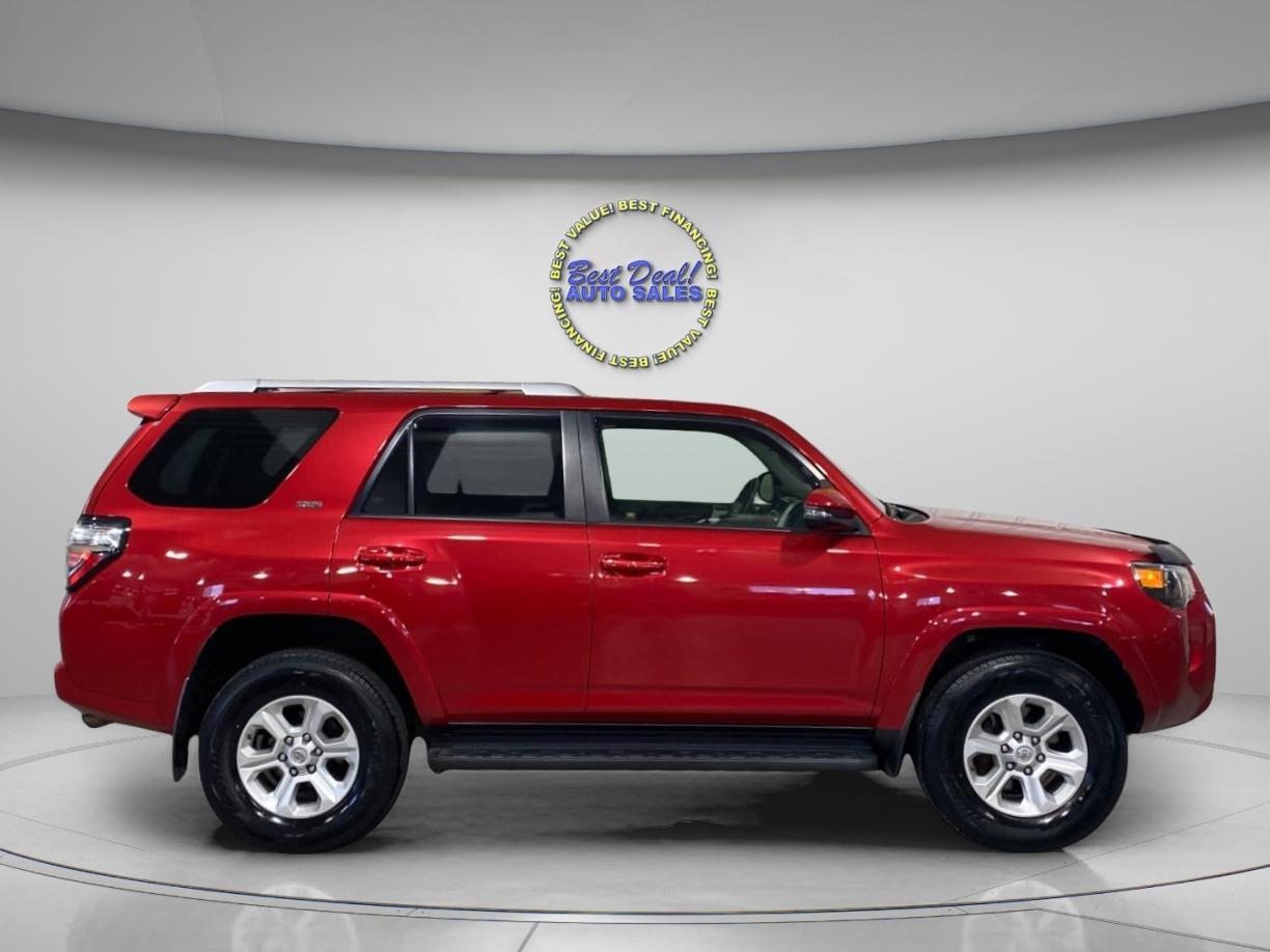 Toyota 4Runner SR5 4WD 2016