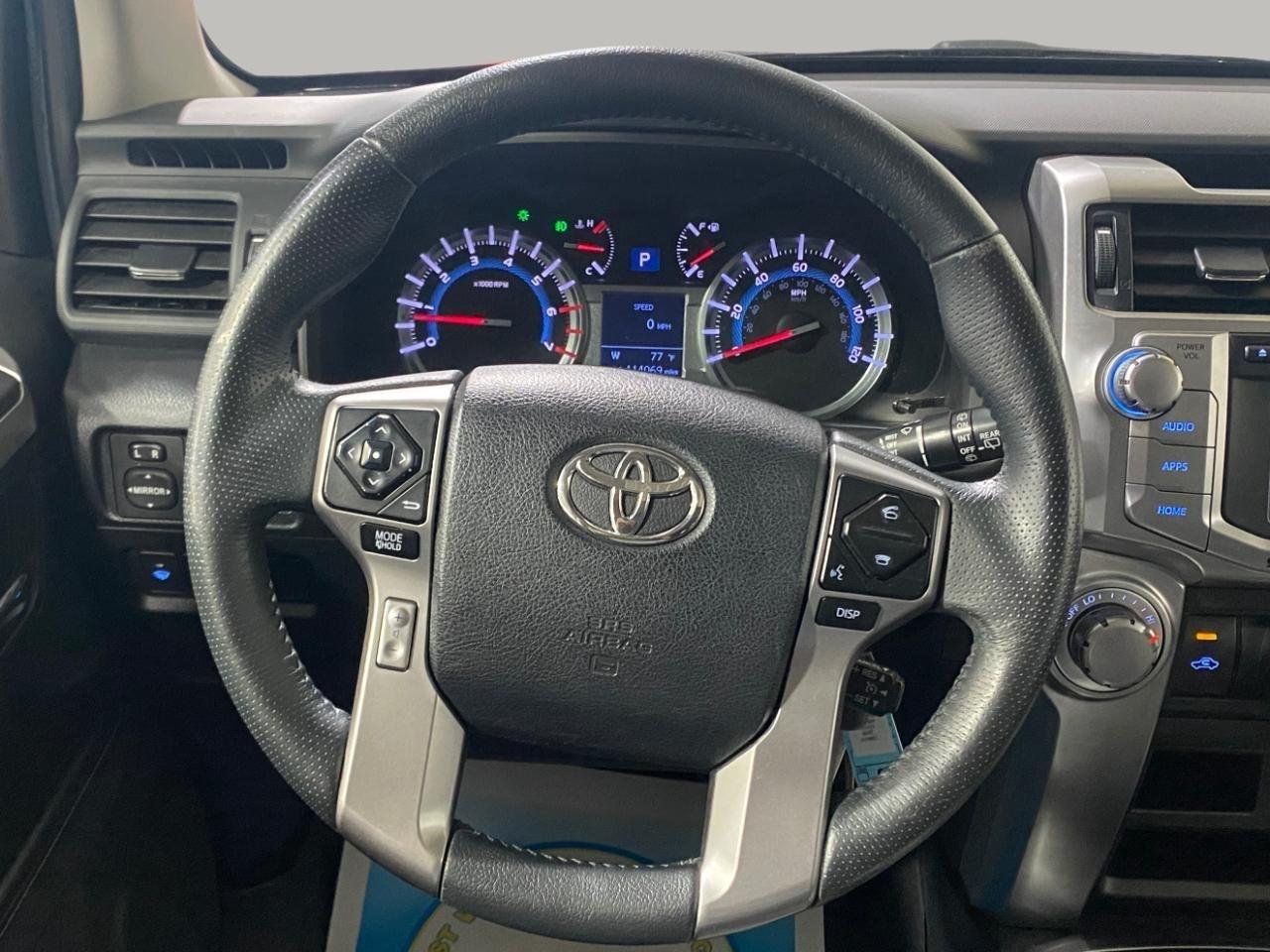 Toyota 4Runner SR5 4WD 2016