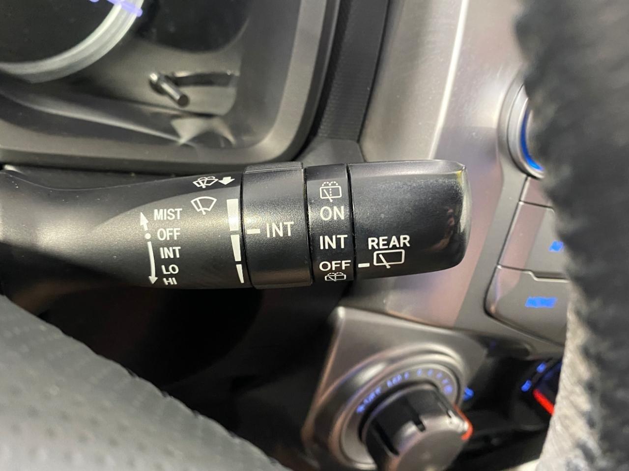 Toyota 4Runner SR5 4WD 2016