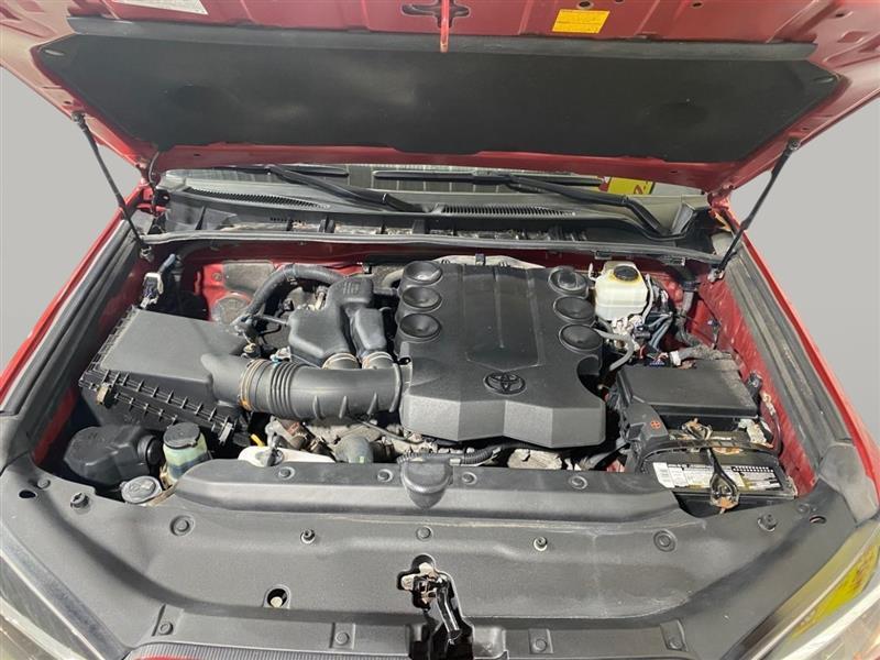Toyota 4Runner SR5 4WD 2016