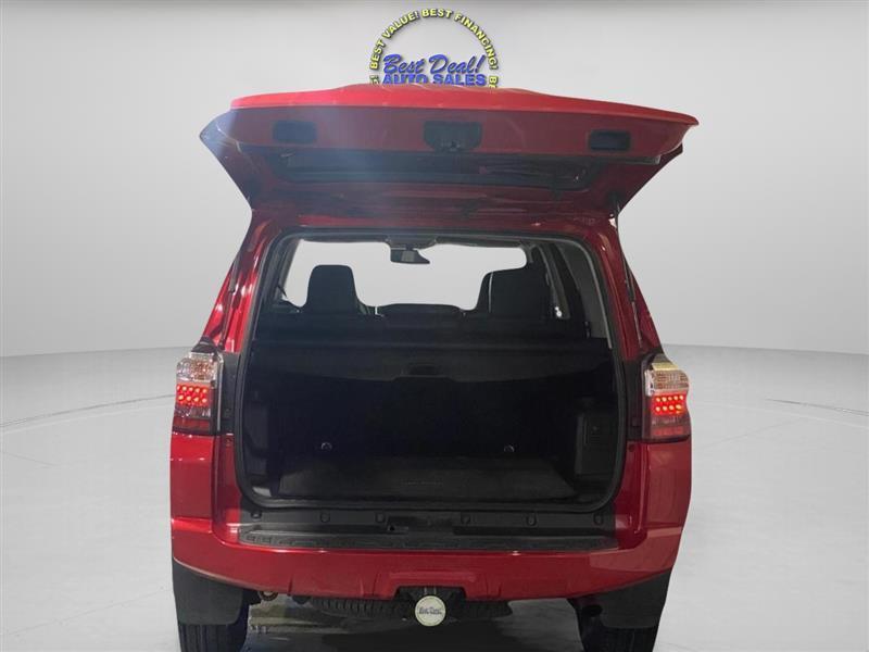 Toyota 4Runner SR5 4WD 2016