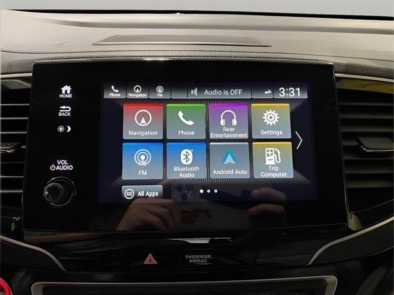 Honda Pilot Touring AWD w/Rear Captains Chairs 2021