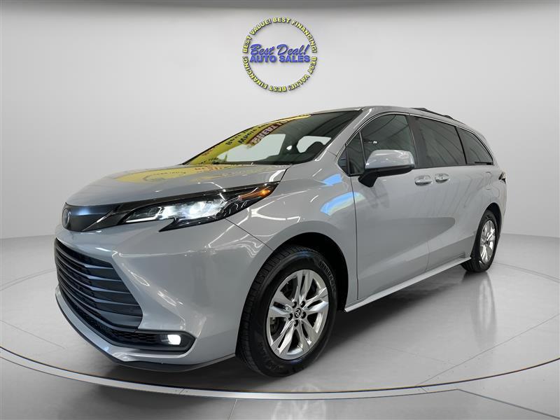 2023 Toyota Sienna Toyota Sienna Woodland Edition