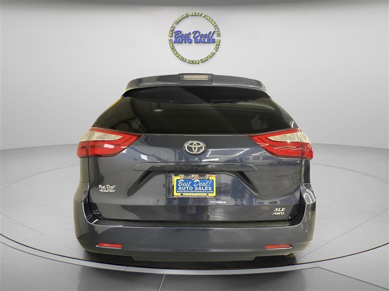 Toyota Sienna XLE 7-Passenger AWD 2019