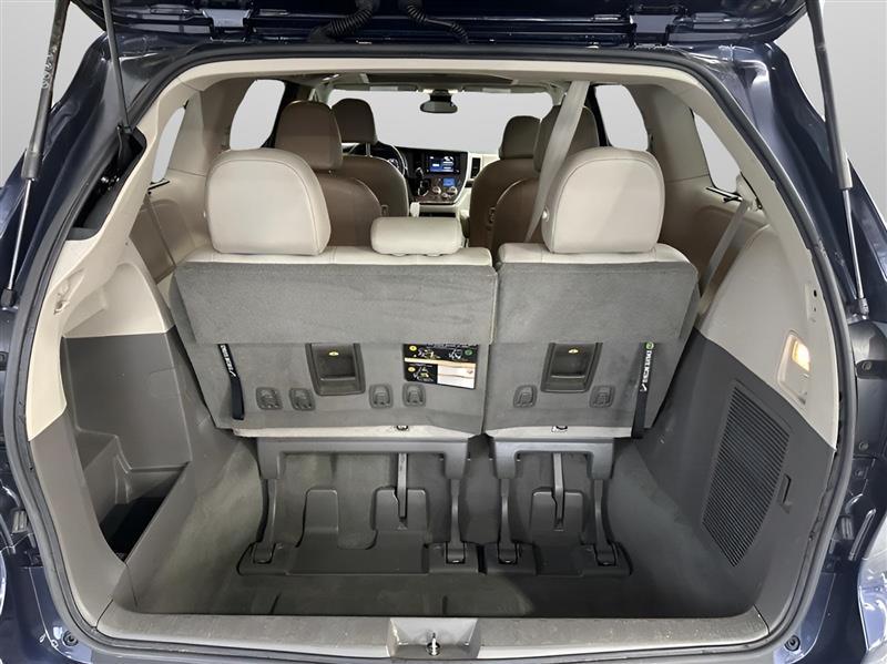 Toyota Sienna XLE 7-Passenger AWD 2019