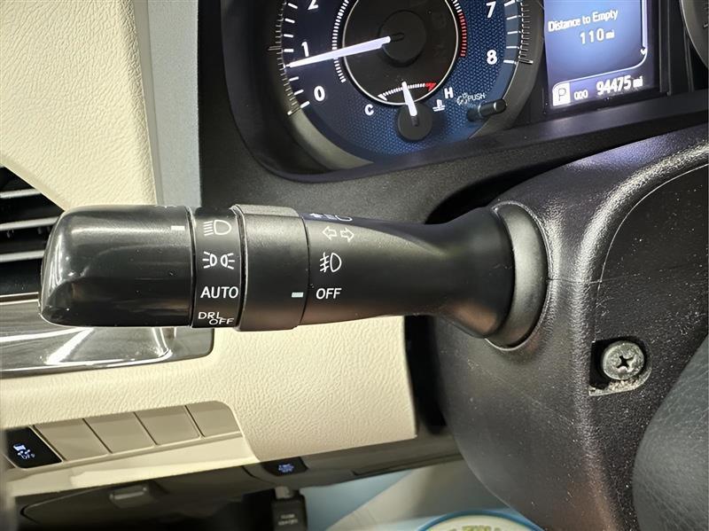Toyota Sienna XLE 7-Passenger AWD 2019