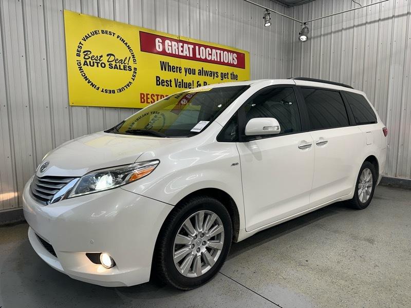 2017 Toyota Sienna XLE 7-Passenger AWD