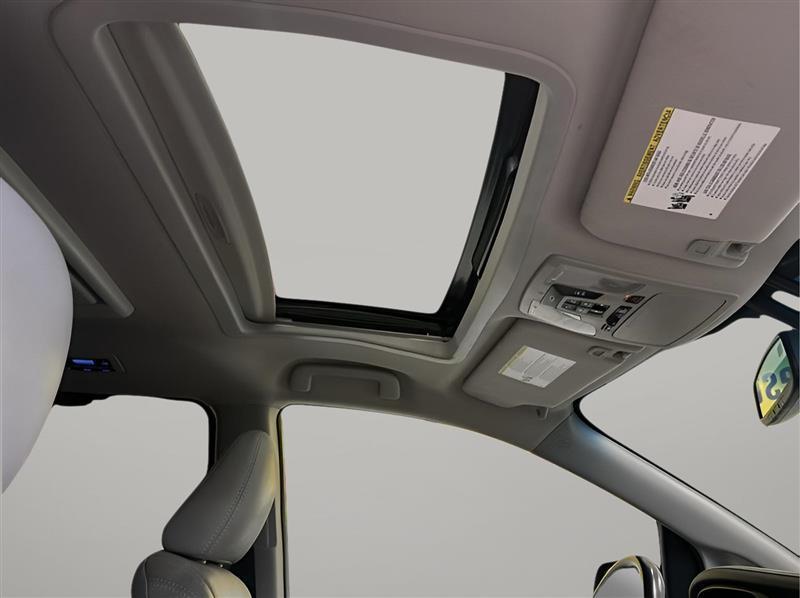 Toyota Sienna Limited Premium 7-Passenger 2017