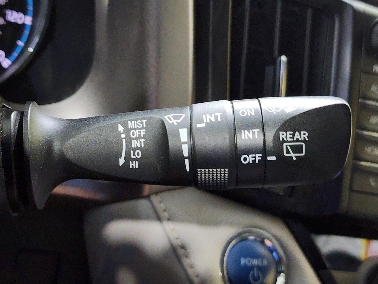 Toyota RAV4 Hybrid  2016