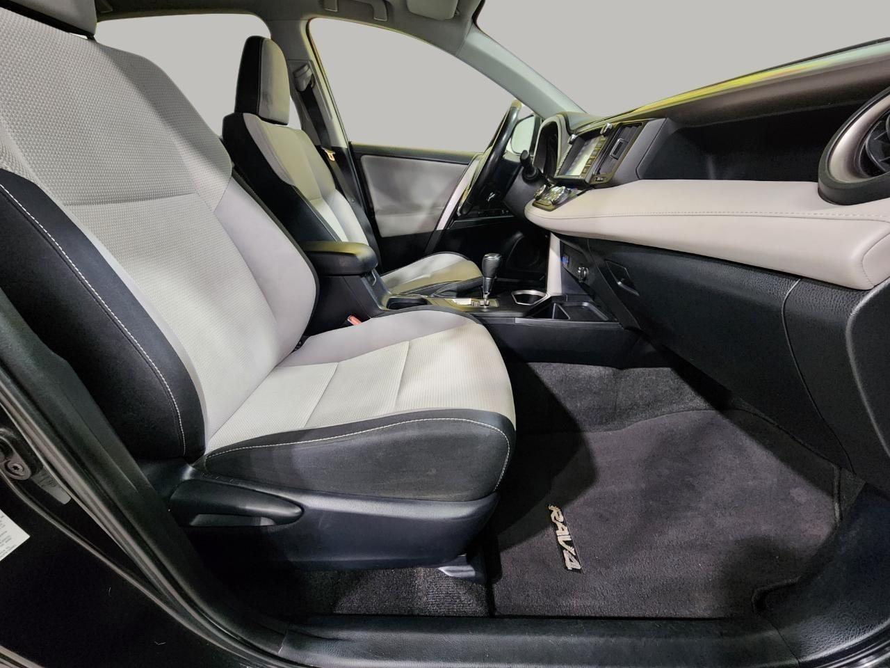 Toyota RAV4 Hybrid  2016