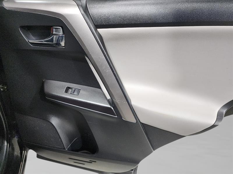 Toyota RAV4 Hybrid  2016