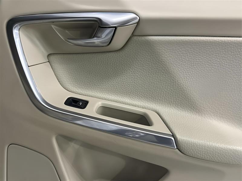 Volvo XC60 3.2 AWD 2013