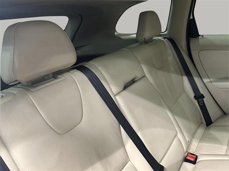 Volvo XC60 3.2 AWD 2013