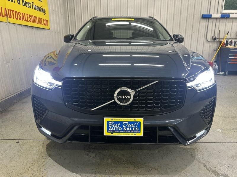Volvo XC60 B5 Plus Dark AWD 2024
