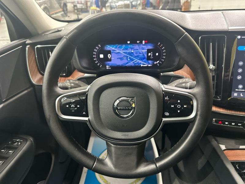 Volvo XC60 B5 Plus Dark AWD 2024