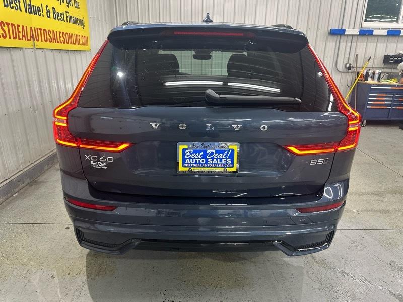 Volvo XC60 B5 Plus Dark AWD 2024
