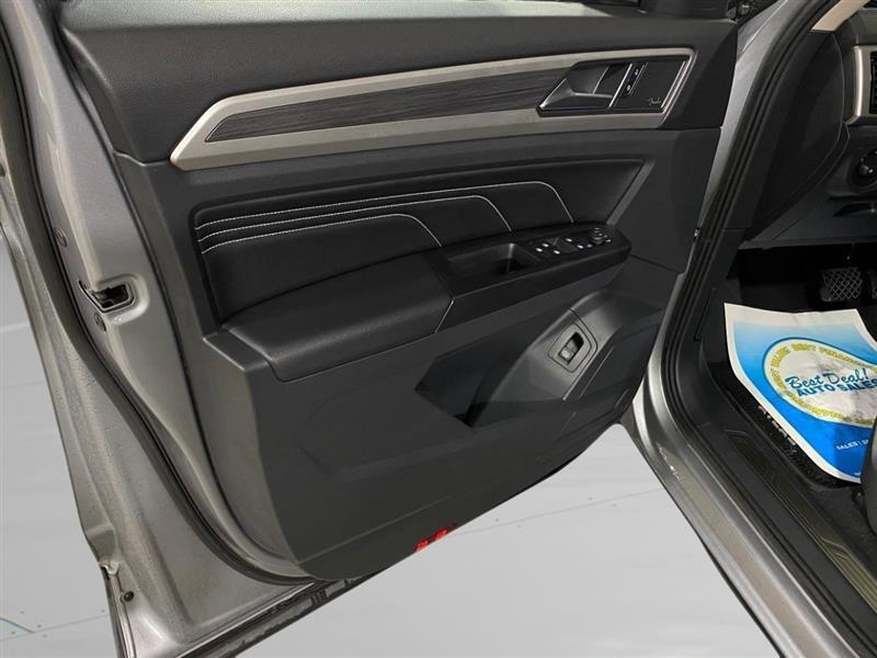 Volkswagen Atlas 3.6L V6 SEL 4MOTION 2021