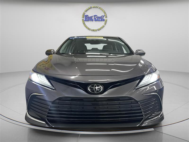 Toyota Camry XLE V6 2022