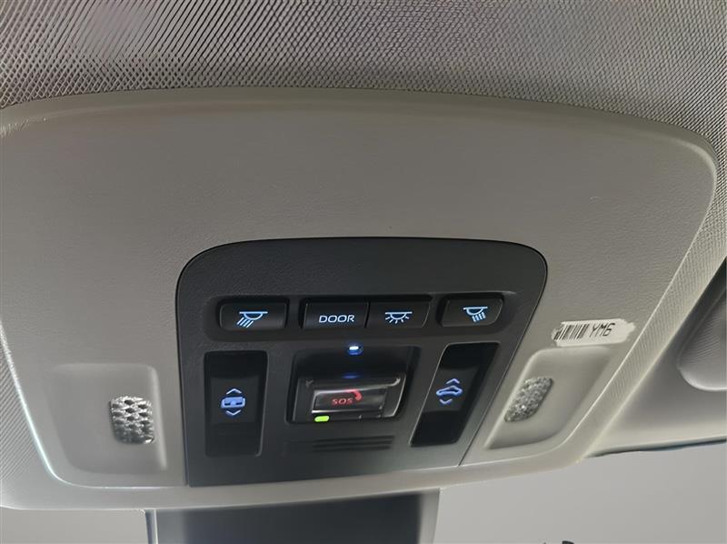 Toyota Camry XLE V6 2022