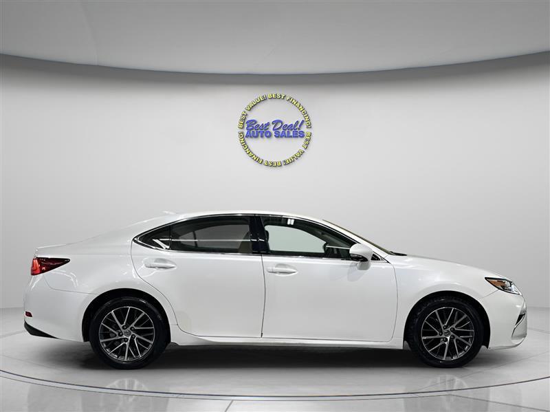 Lexus ES 350 Sedan 2017