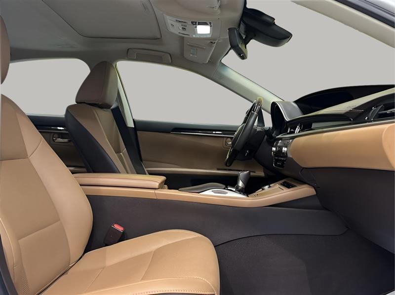 Lexus ES 350 Sedan 2017