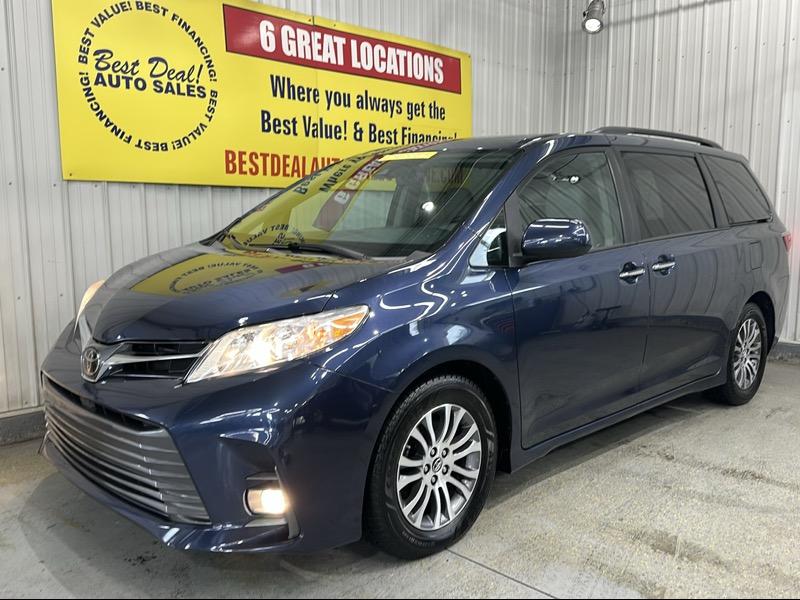 2020 Toyota Sienna XLE 7 Passenger