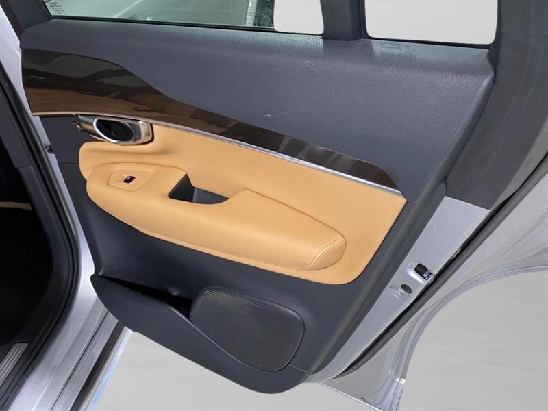 Volvo XC90 T6 Momentum AWD 2019