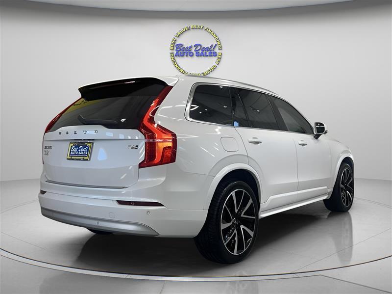 Volvo XC90 T6 Momentum AWD 2022