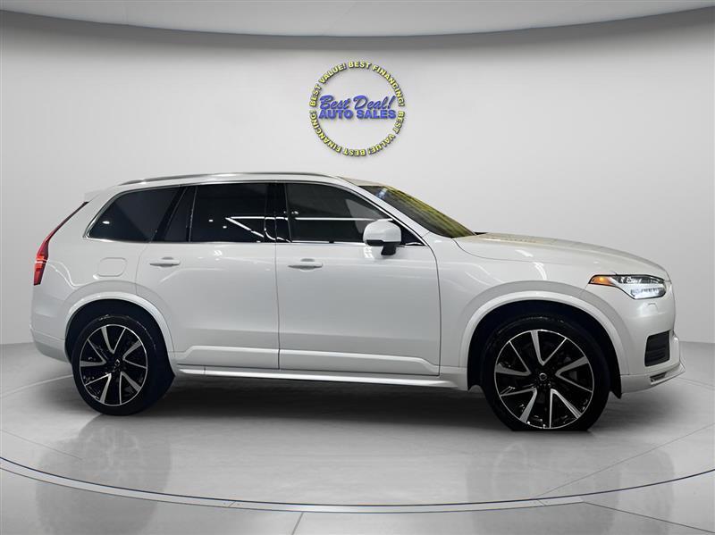 Volvo XC90 T6 Momentum AWD 2022