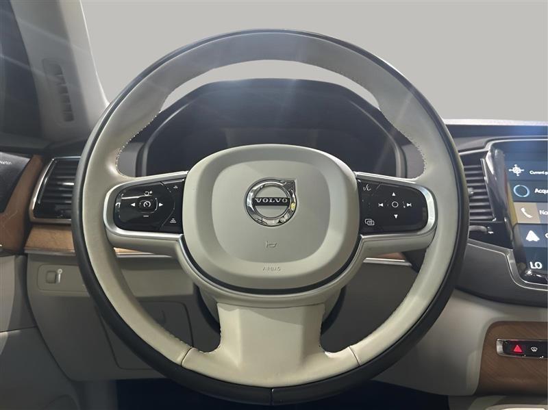 Volvo XC90 T6 Momentum AWD 2022