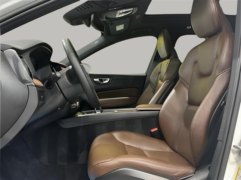Volvo XC60 B5 Plus Bright AWD 2023