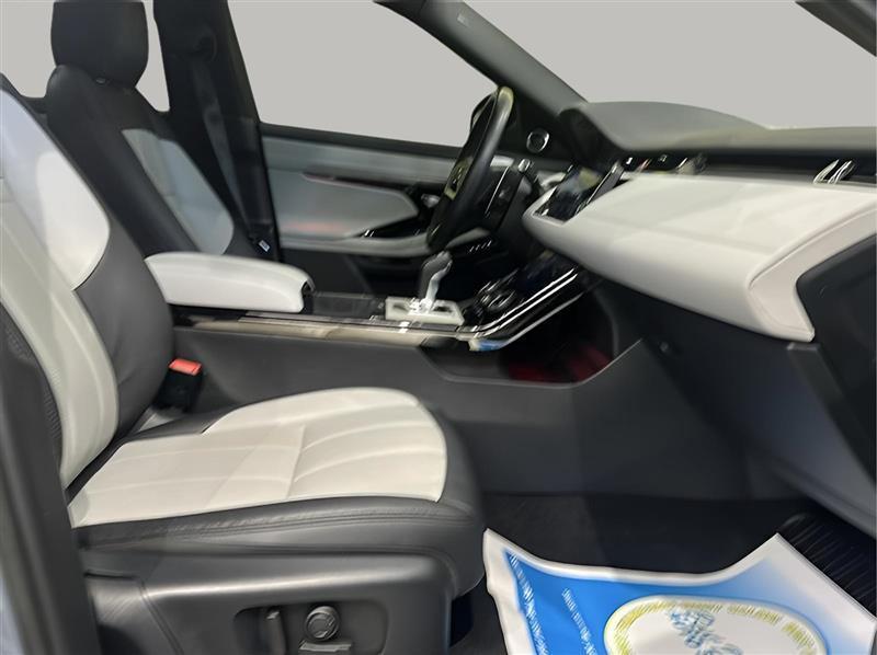 Land Rover Range Rover Evoque R-Dynamic SE 2023