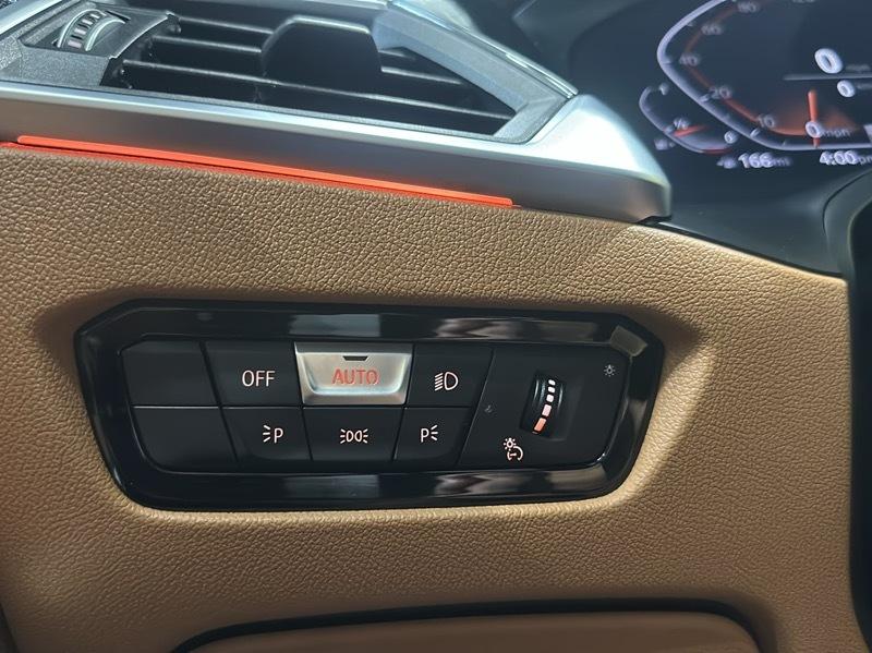 BMW 3-Series 330i xDrive 2019