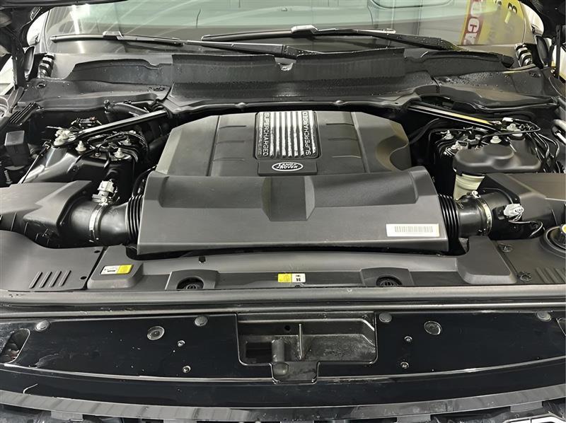 Land Rover Range Rover P525 HSE Westminster LWB 2021