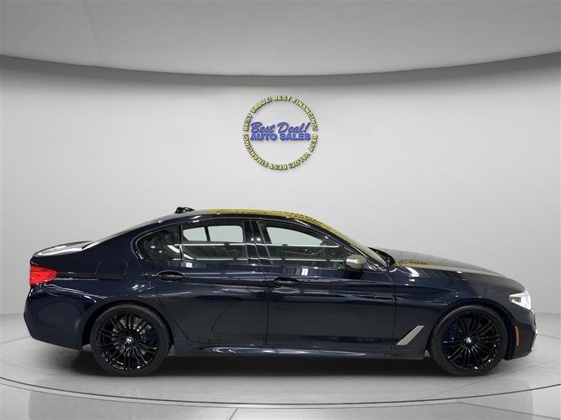 BMW 5-Series M550i xDrive 2020