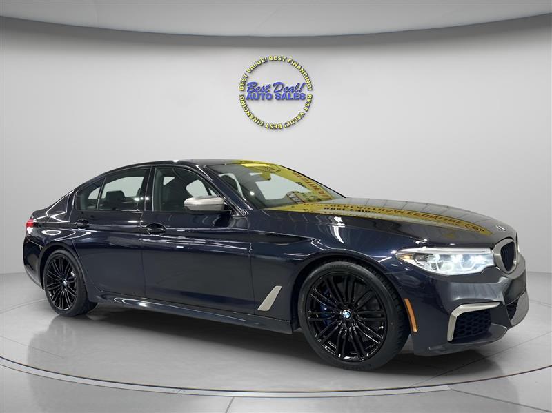 BMW 5-Series M550i xDrive 2020
