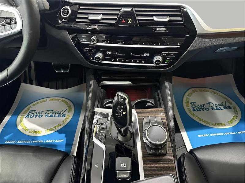 BMW 5-Series M550i xDrive 2020