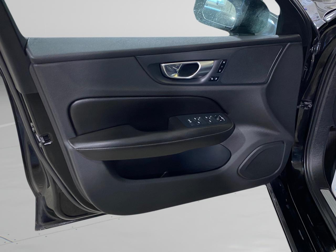 Volvo S60 B5 Momentum 2022