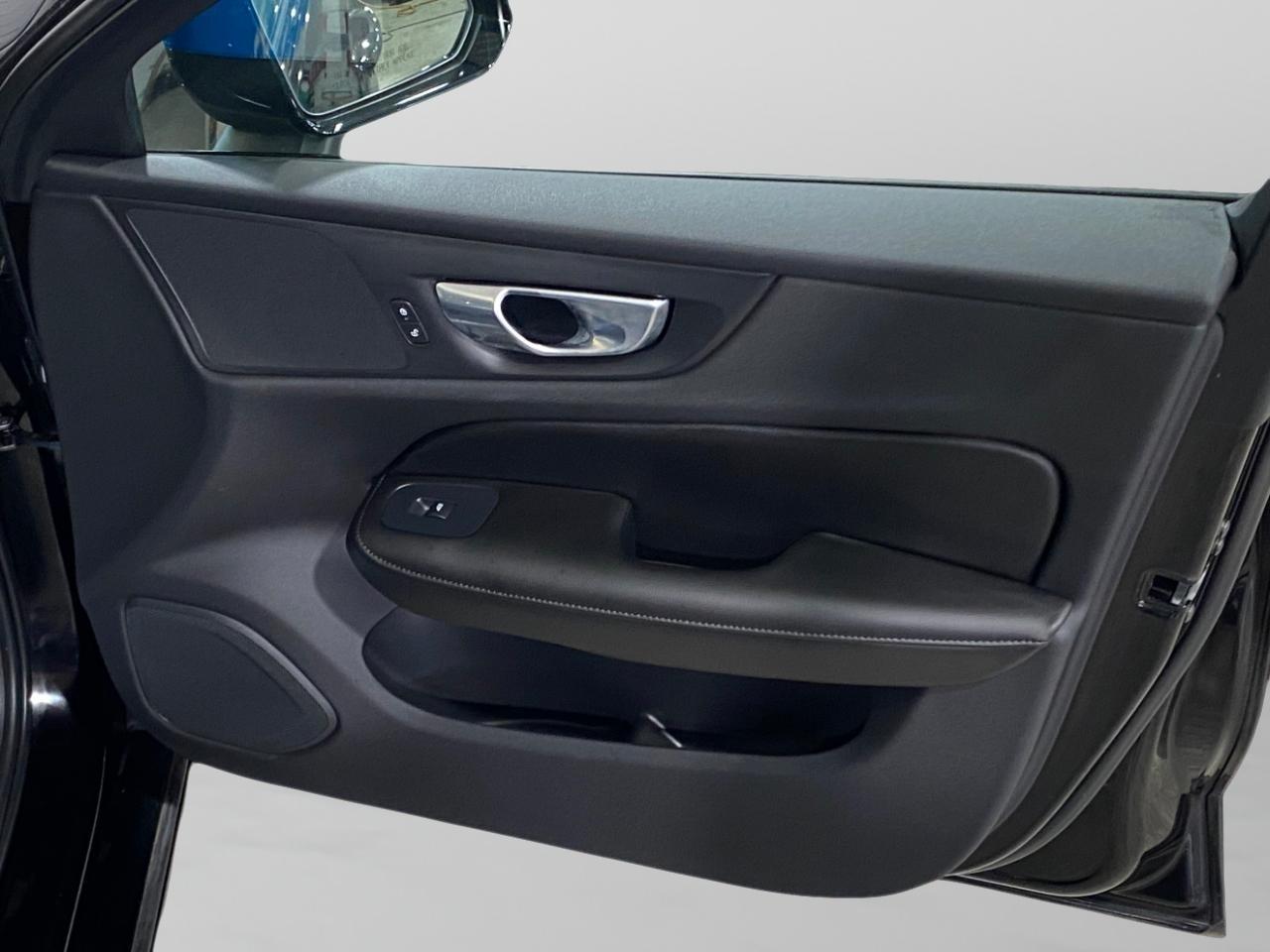 Volvo S60 B5 Momentum 2022