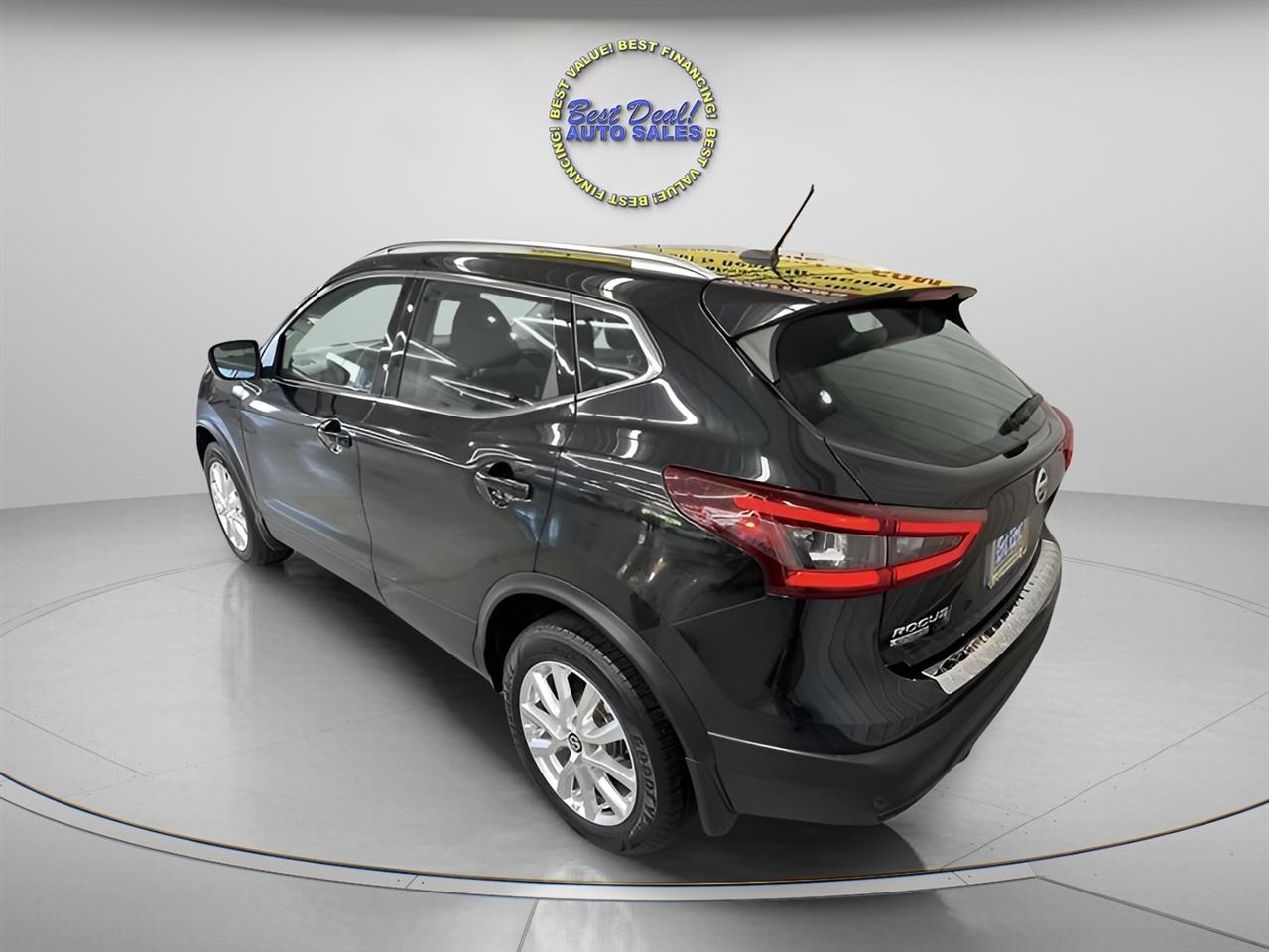 Nissan Rogue Sport SV AWD 2021