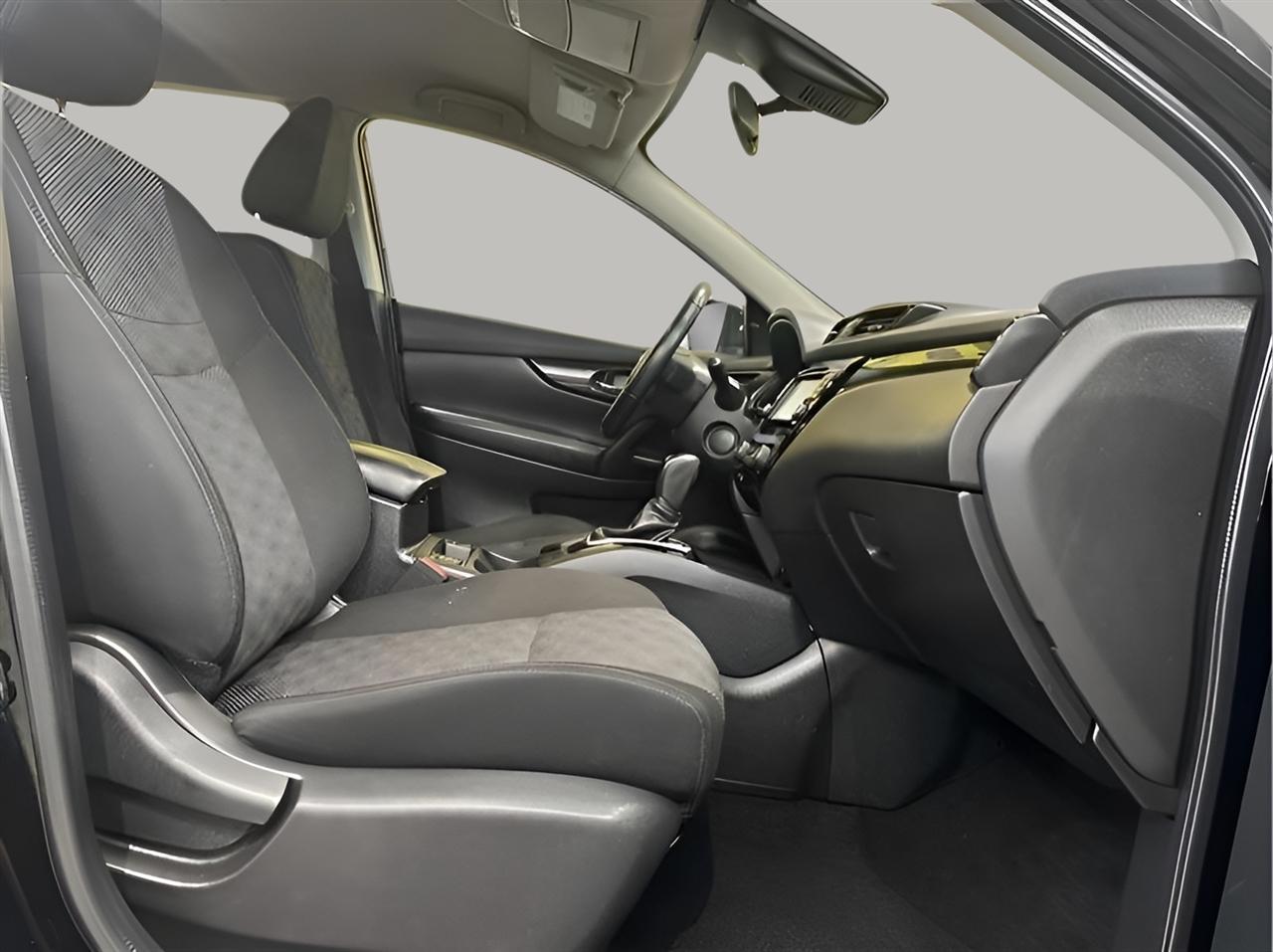 Nissan Rogue Sport SV AWD 2021
