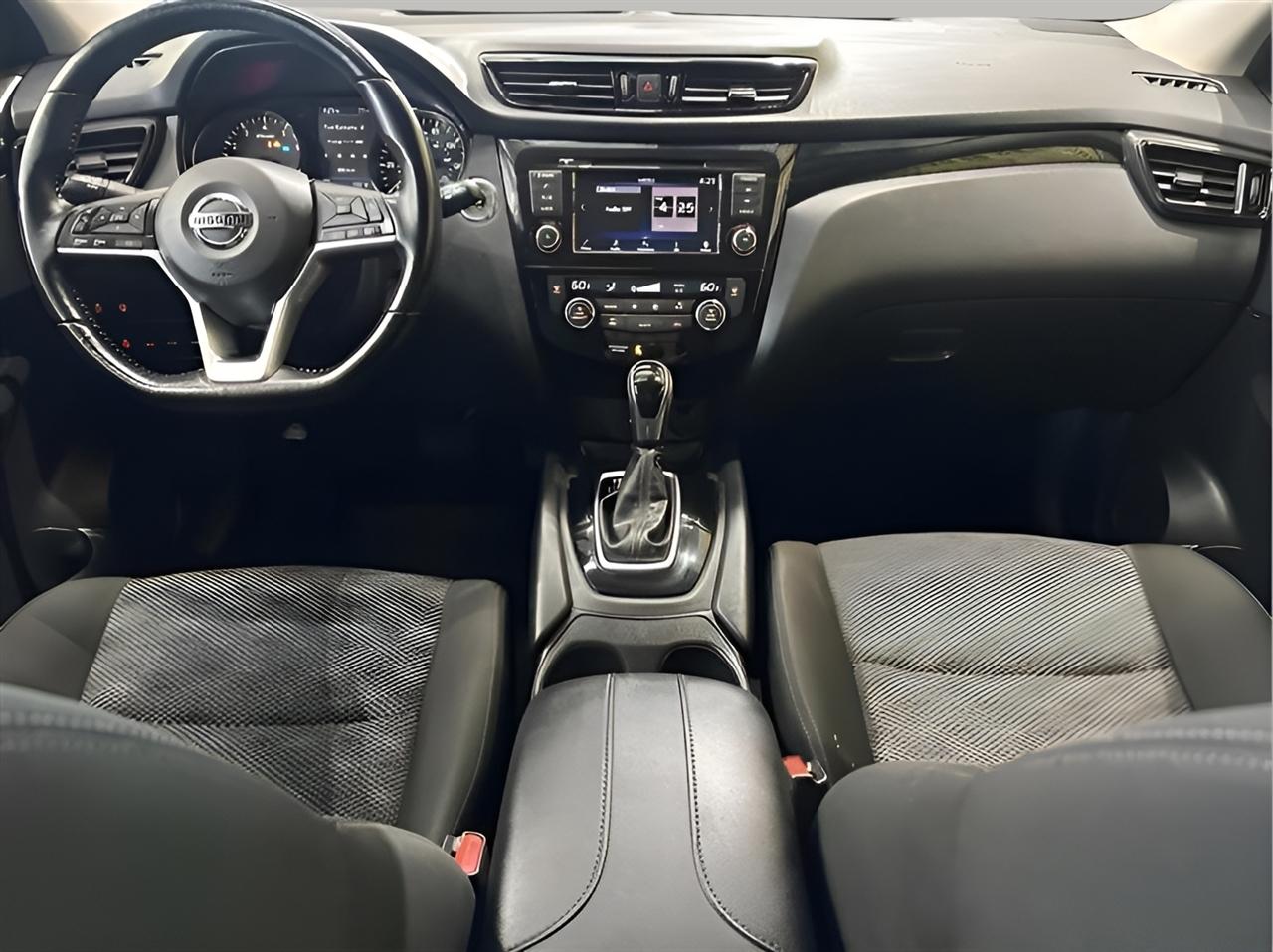 Nissan Rogue Sport SV AWD 2021