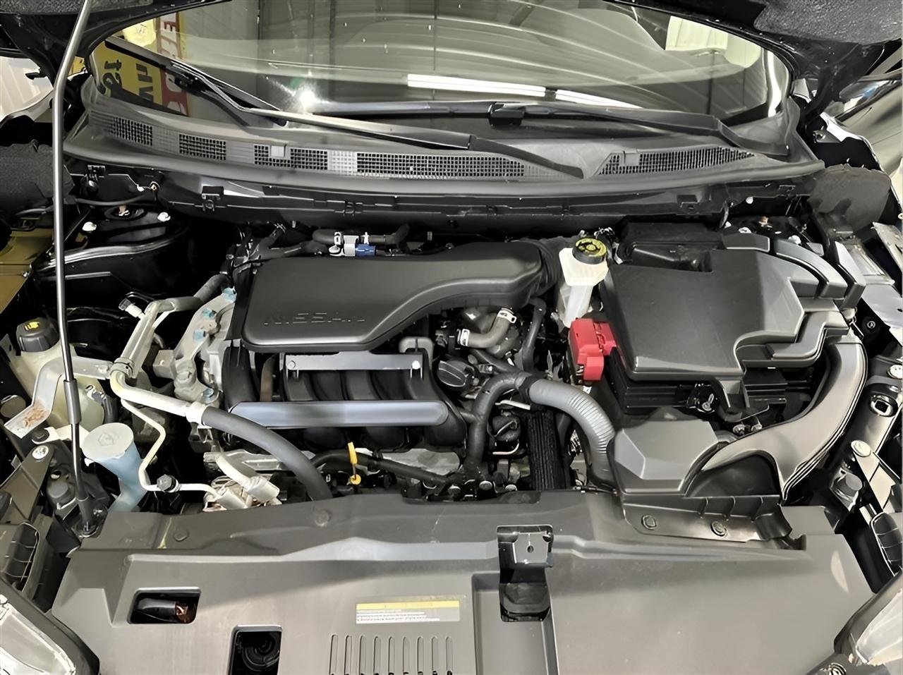 Nissan Rogue Sport SV AWD 2021