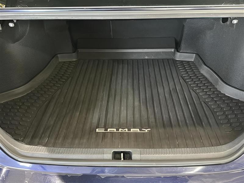 Toyota Camry SE AWD 2021