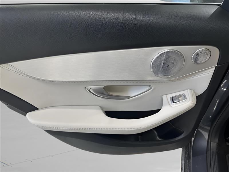 Mercedes-Benz C-Class C300 4MATIC Sedan 2016