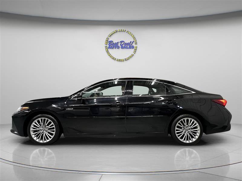 Toyota Avalon Hybrid Limited 2021