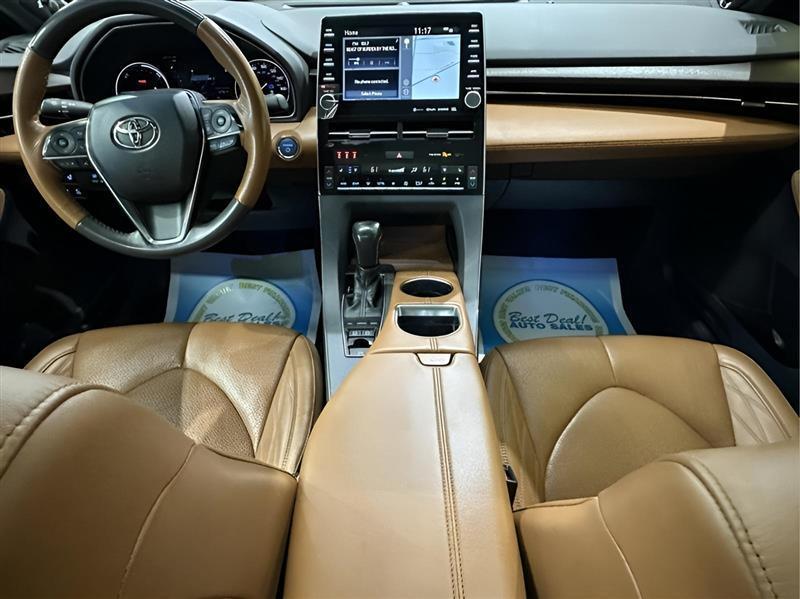 Toyota Avalon Hybrid Limited 2021
