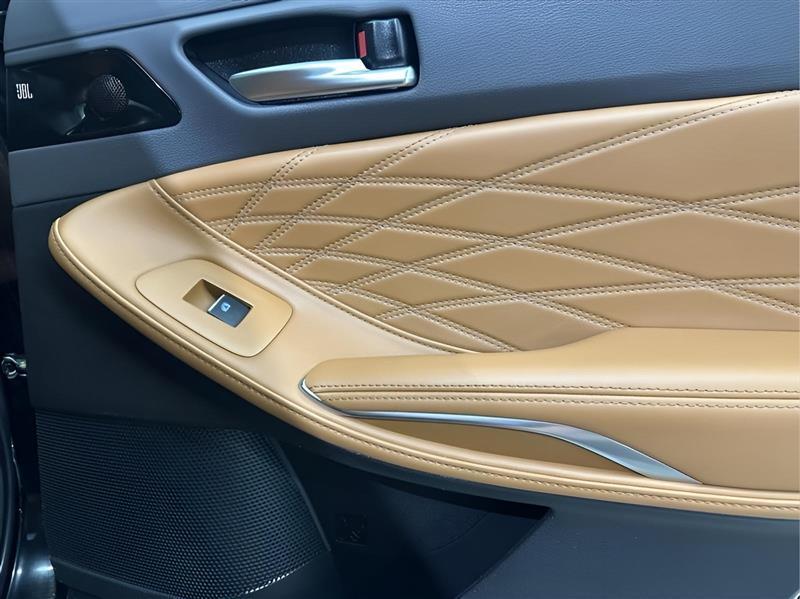 Toyota Avalon Hybrid Limited 2021