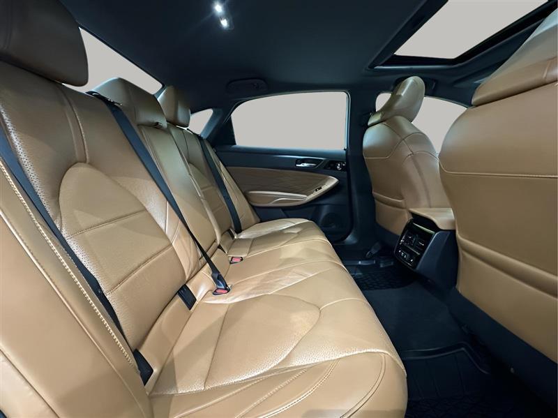 Toyota Avalon Hybrid Limited 2021